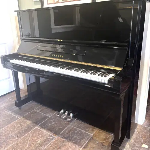 52" Yamaha U3 for sale