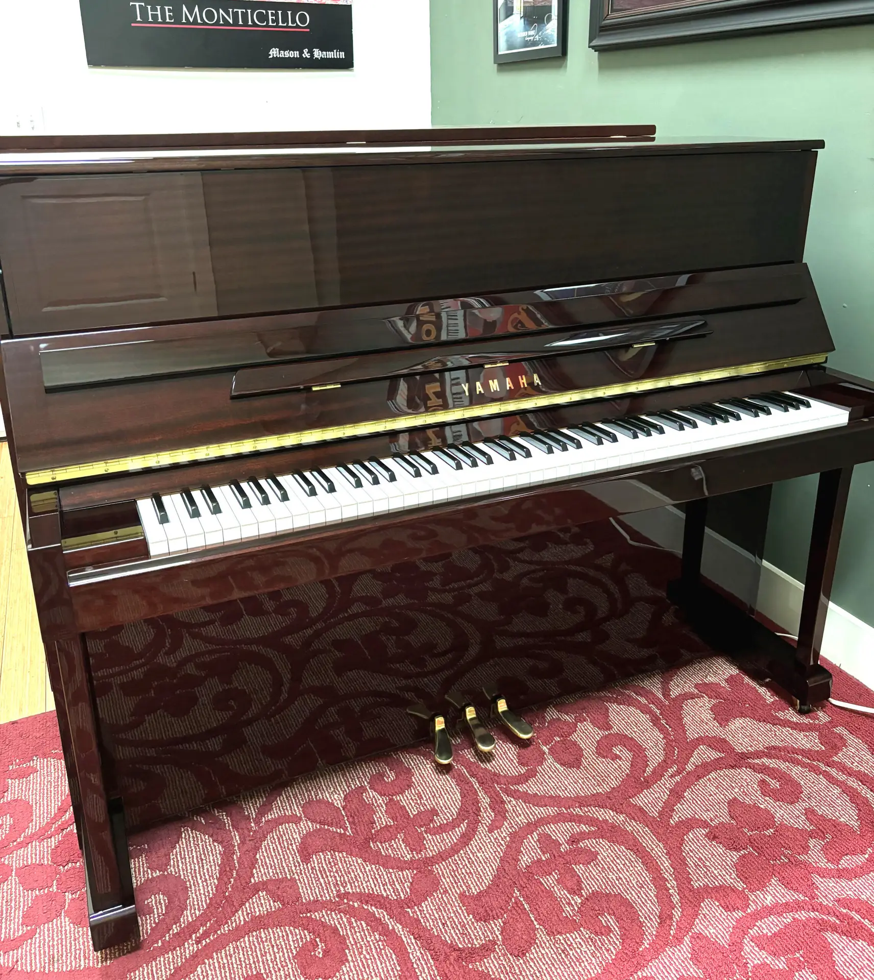 Yamaha 47" Upright Piano